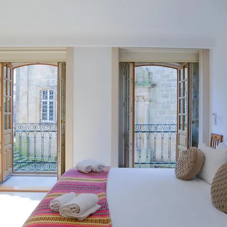 Casa Matriz Sec Xvi 여관 페나피엘