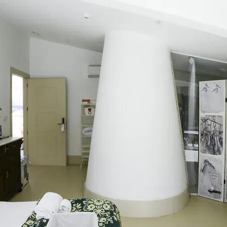 Casa Matriz Sec. Xvi | Double Or Twin W/ Balcony بينافيل