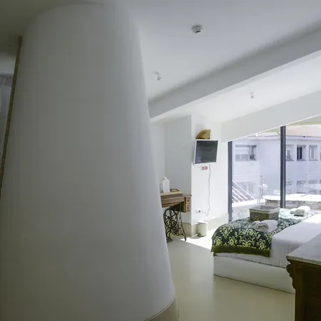 Casa Matriz Sec. Xvi | Double Or Twin W/ Balcony * بينافيل