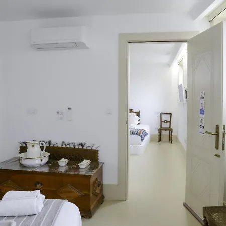 Casa Matriz Sec. Xvi | Double Or Twin W/ Balcony بيت ريفي بينافيل