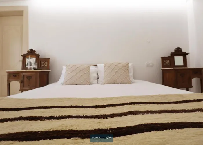 Casa Matriz Sec Xvi بيت ريفي بينافيل