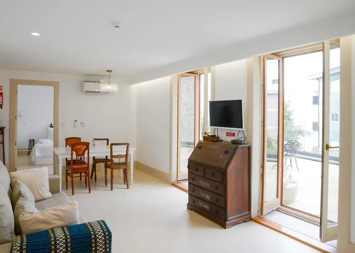 Mystay - Casa Matriz Séc Xvi